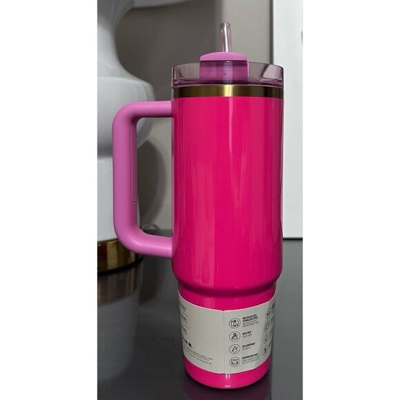 NWT LIMITED EDITION Stanley Quencher H2.0 FlowState Tumbler 30oz, PINK PARADE - Picture 2 of 4